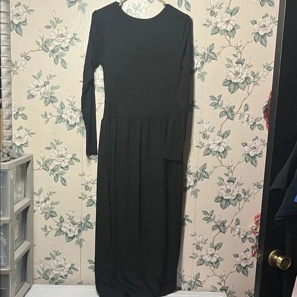 💁‍♀️WOMENS Classic Black Long-Sleeve Maxi Dress by ZESICA - Picture 6 of 9